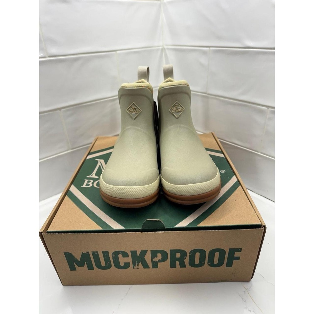 The original muck boot Muckproof Beige Ankle Boots Waterproof Women's Size 5
